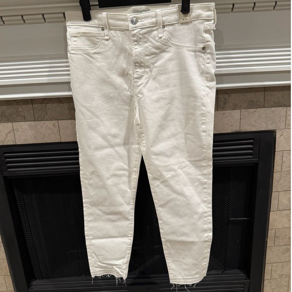 Abercrombie & Fitch White Ankle Jeans